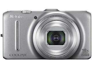 ニコン COOLPIX S9300 "クリスタルシルバー"