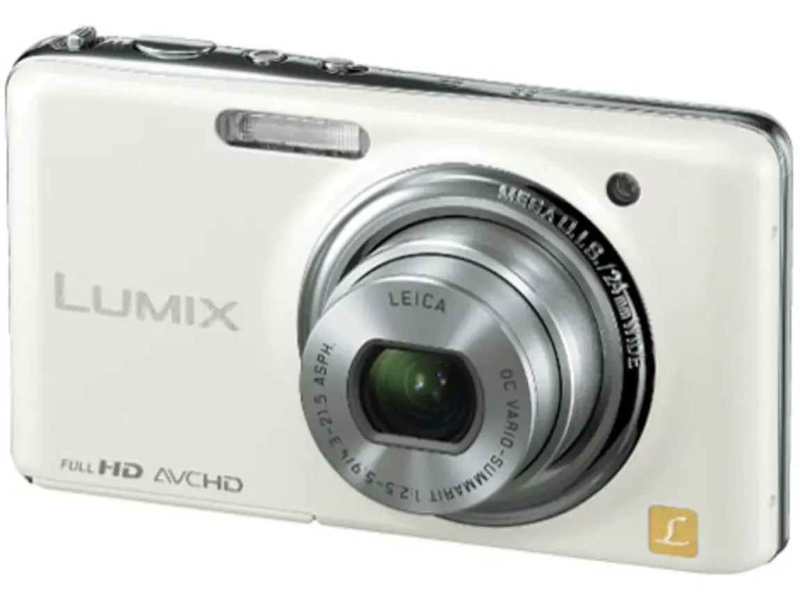 LUMIX DMC-FX77-W "リリーホワイト"