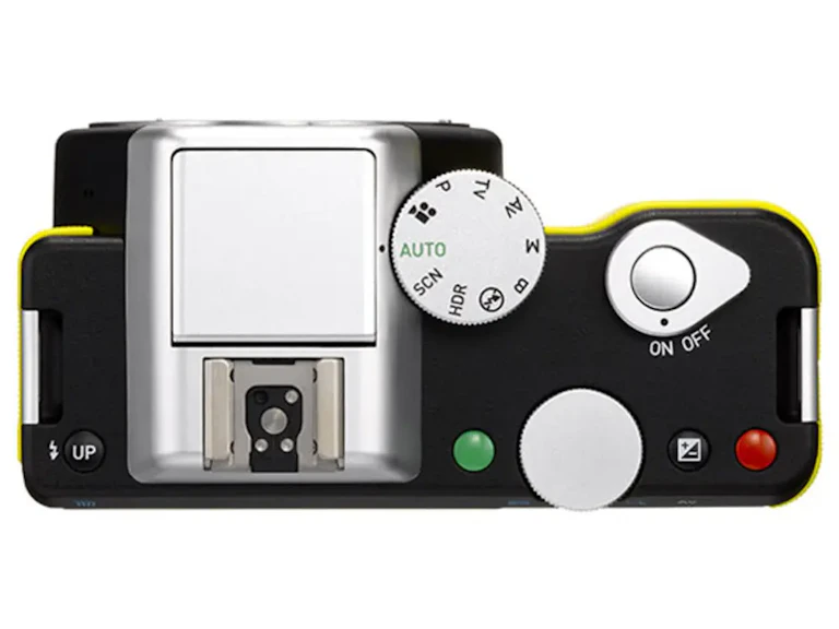 PENTAX K-01 ボディ "ブラック×イエロー"の新品/中古の在庫一覧 3枚目