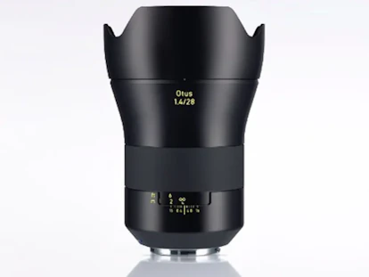 Otus 1.4/28 ZE キヤノン用