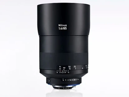 Milvus 1.4/85 ZF.2 ニコン用