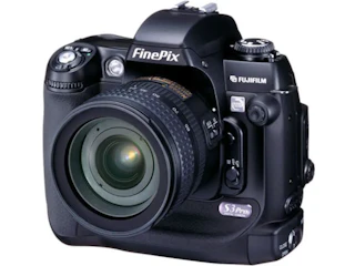 富士フイルム FinePix S3 Pro ボディ
