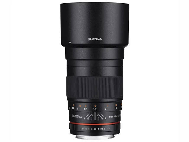 135mm F2.0 ED UMC ソニー用