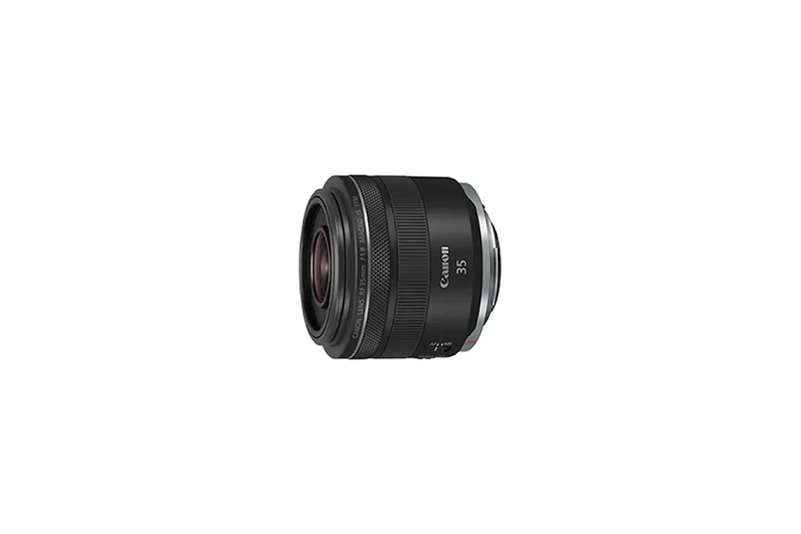 【リーク】Canon小型 35mm F1.8の発売日はいつ?価格予想・比較・予約まとめ