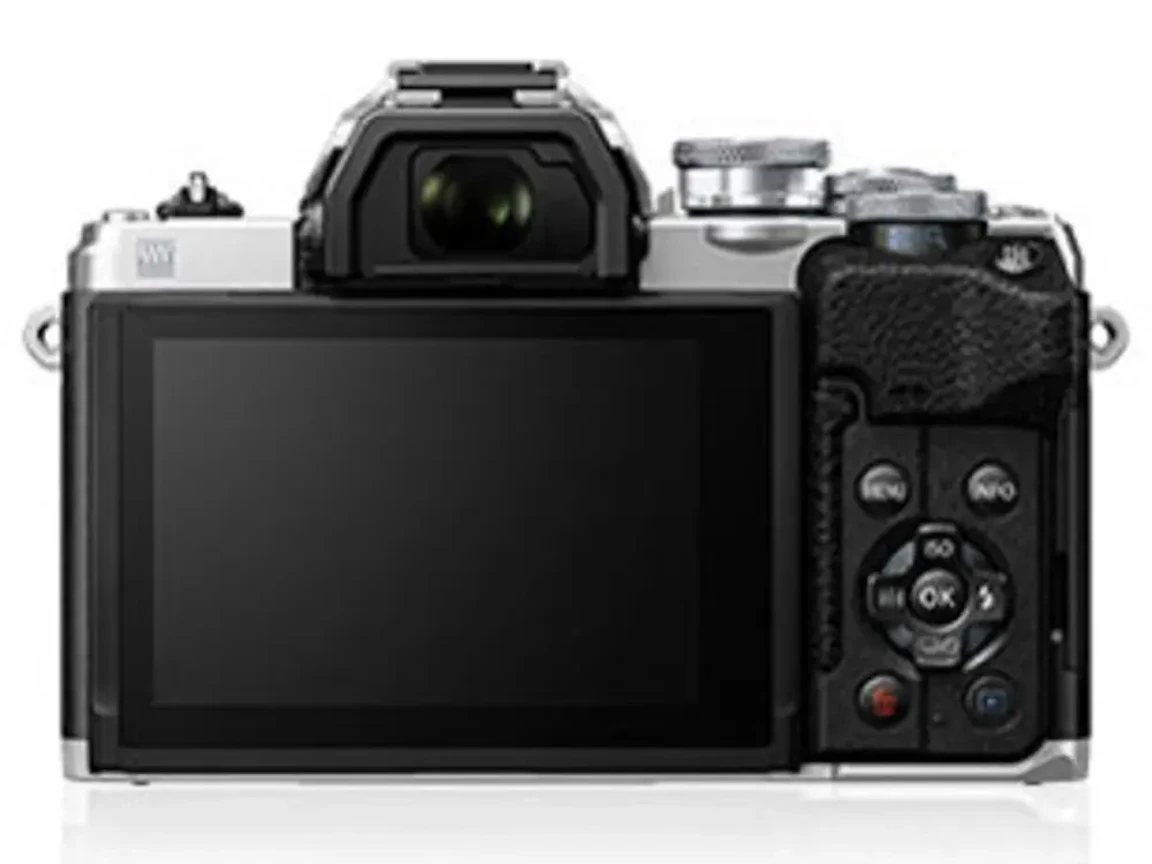 OM-D E-M10 Mark IV EZダブルズームキット "シルバー"の新品/中古の在庫一覧 2枚目