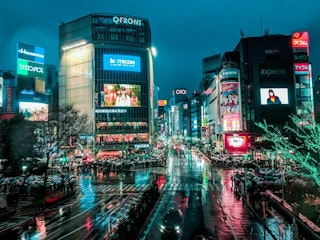 Androidのナイトモード:PixelとXperiaの違い