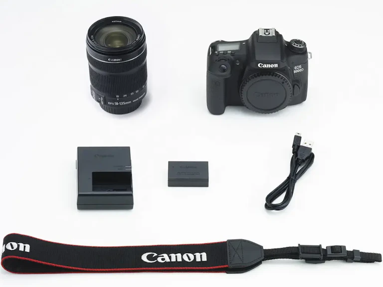 EOS 8000D EF-S18-135 IS STM レンズキットの新品/中古の在庫一覧 9枚目