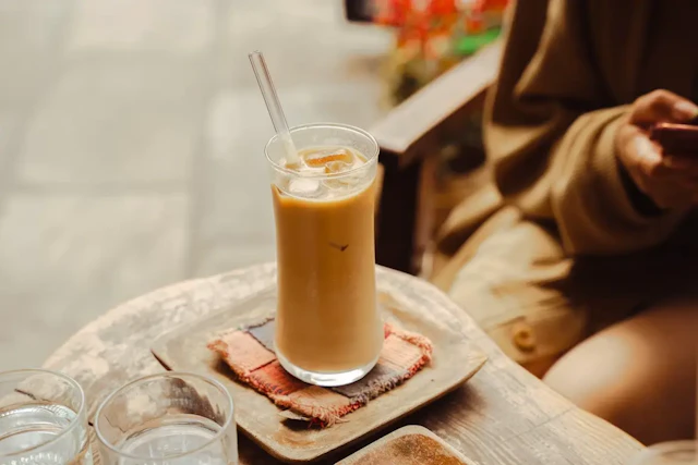 カフェ写真の撮り方ガイド 料理・人物・推し活の撮影ポイント