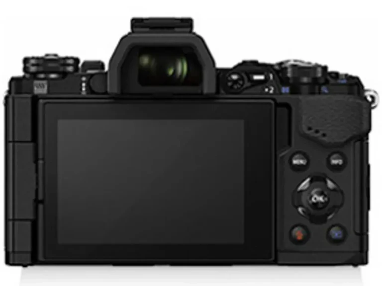 OLYMPUS OM-D E-M5 Mark II 14-150mm II レンズキット "ブラック"の新品/中古の在庫一覧 2枚目