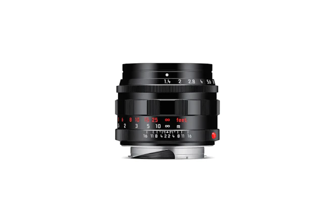 Summilux-M 50 f/1.4(Classicライン)に“光沢ブラック”版が登場