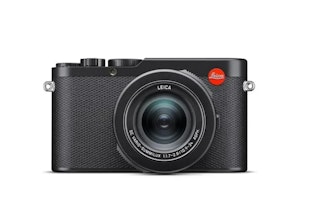 Leica D-Lux 8:クラシックな外観とズームを両立する高級コンデジ