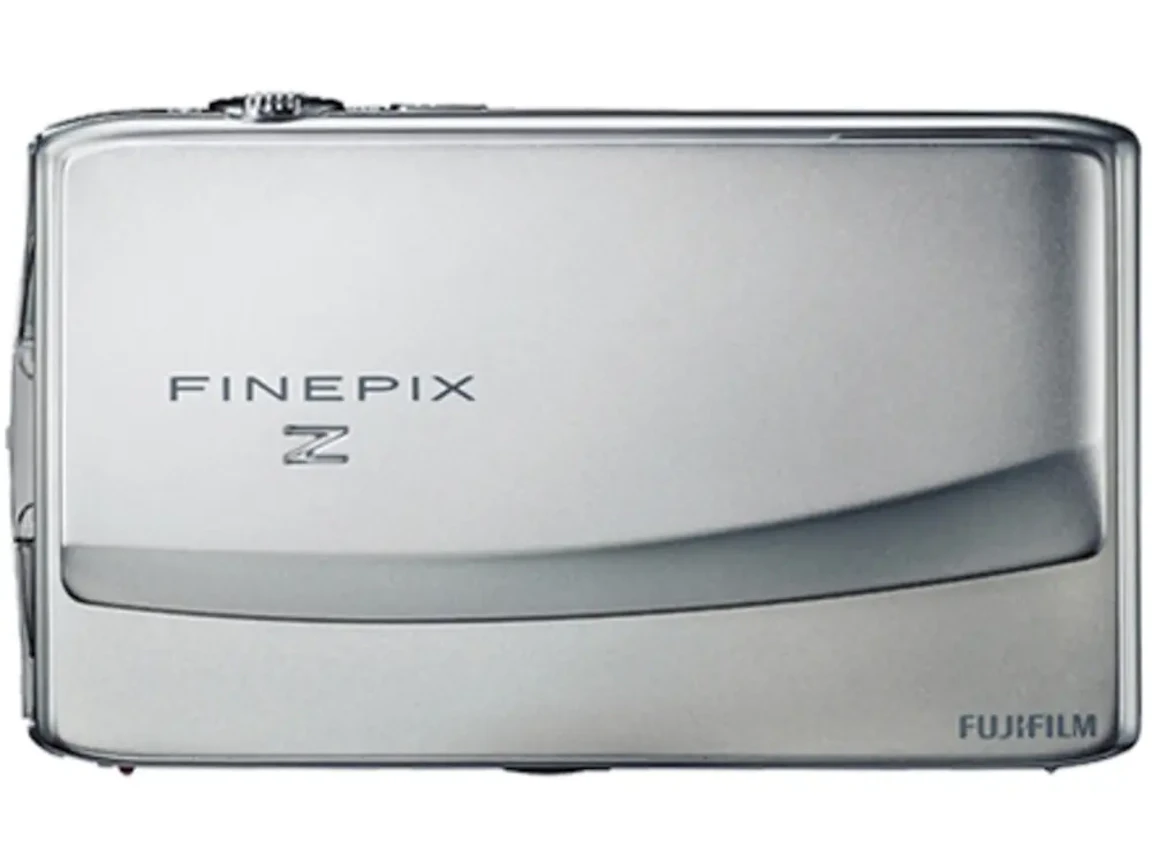 FinePix Z900EXR "シルバー"