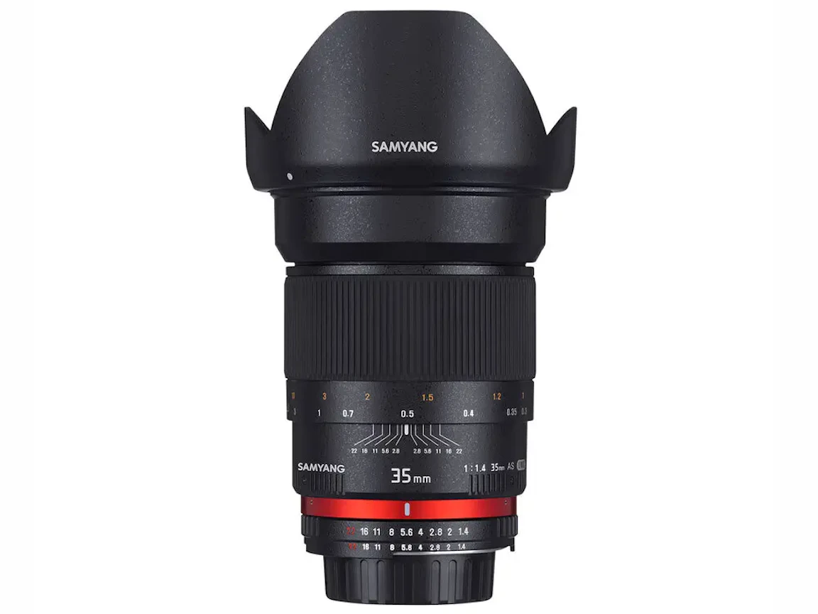 35mm F1.4 AS UMC