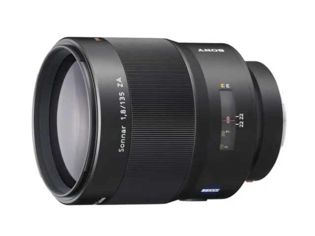 Sonnar T* 135mm F1.8 ZA
