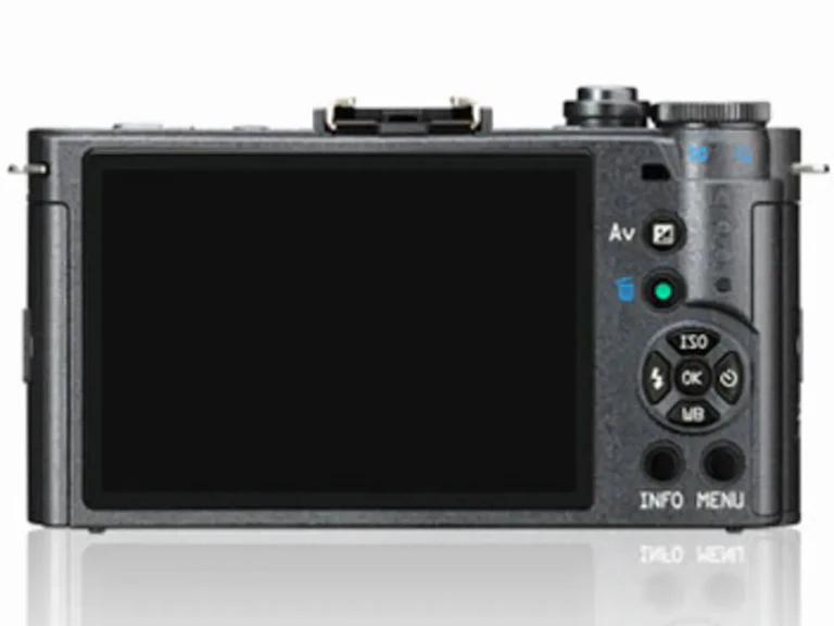 PENTAX Q-S1 ボディ "ガンメタル×カーマインレッド"の新品/中古の在庫一覧 2枚目