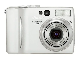 ニコン COOLPIX 7900
