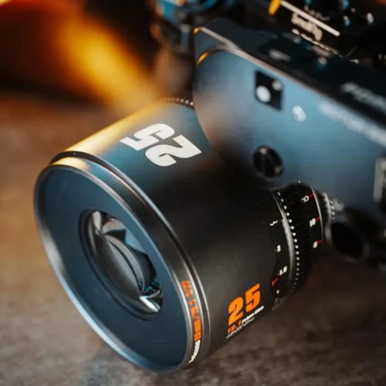 7Artisans HOPE Prime 25mm T2.1 ソニーE用 "ブラック"の新品/中古の在庫一覧 2枚目