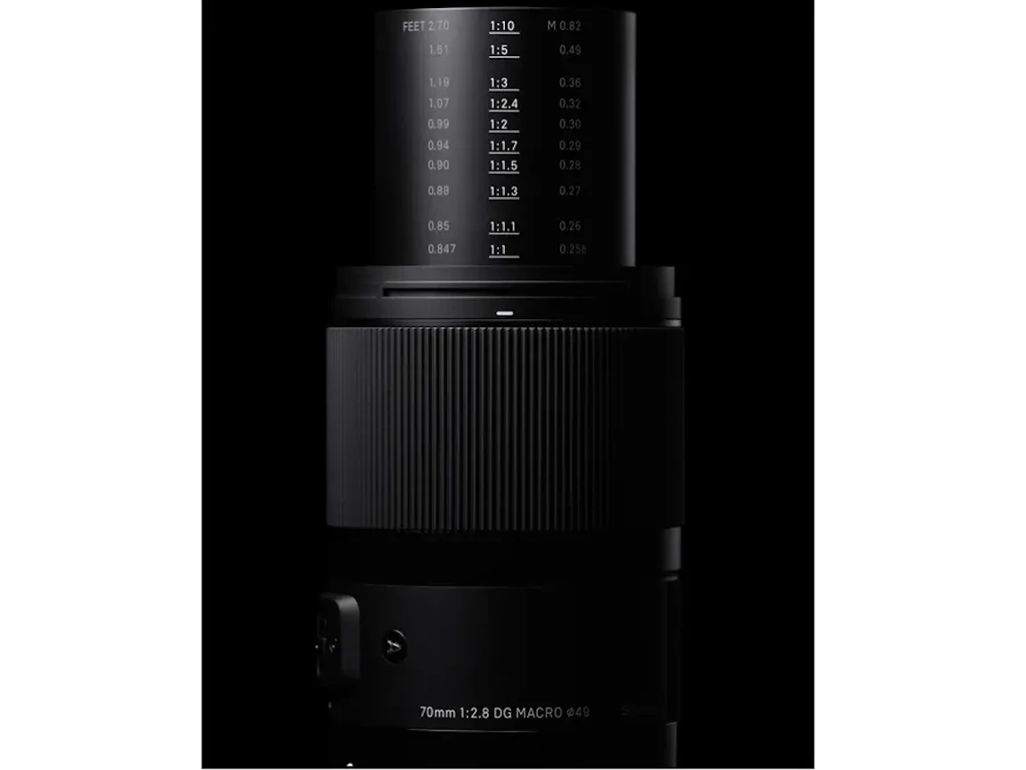 70mm F2.8 DG MACRO ソニーE用の新品/中古の在庫一覧 2枚目