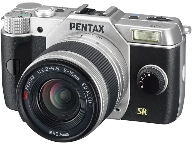 PENTAX Q7 ダブルズームキット "シルバー"