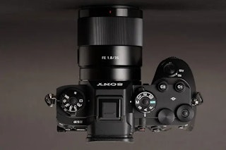 α9 III ILCE-9M3のデザインと操作性のレビュー