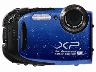 富士フイルム FinePix XP70 "ブルー"