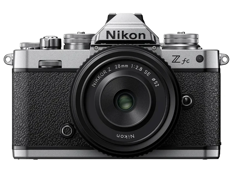 Zfc 28mm f/2.8 Special Edition キット "シルバー"