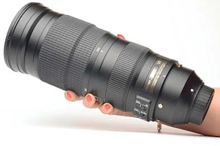 AF-S NIKKOR 200-500mm f/5.6E ED VRのデザインと操作性のレビュー