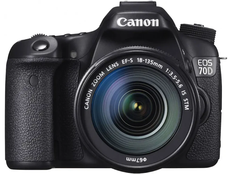 EOS 70D EF-S18-135 IS STM レンズキット "ブラック"の新品/中古の在庫一覧 2枚目