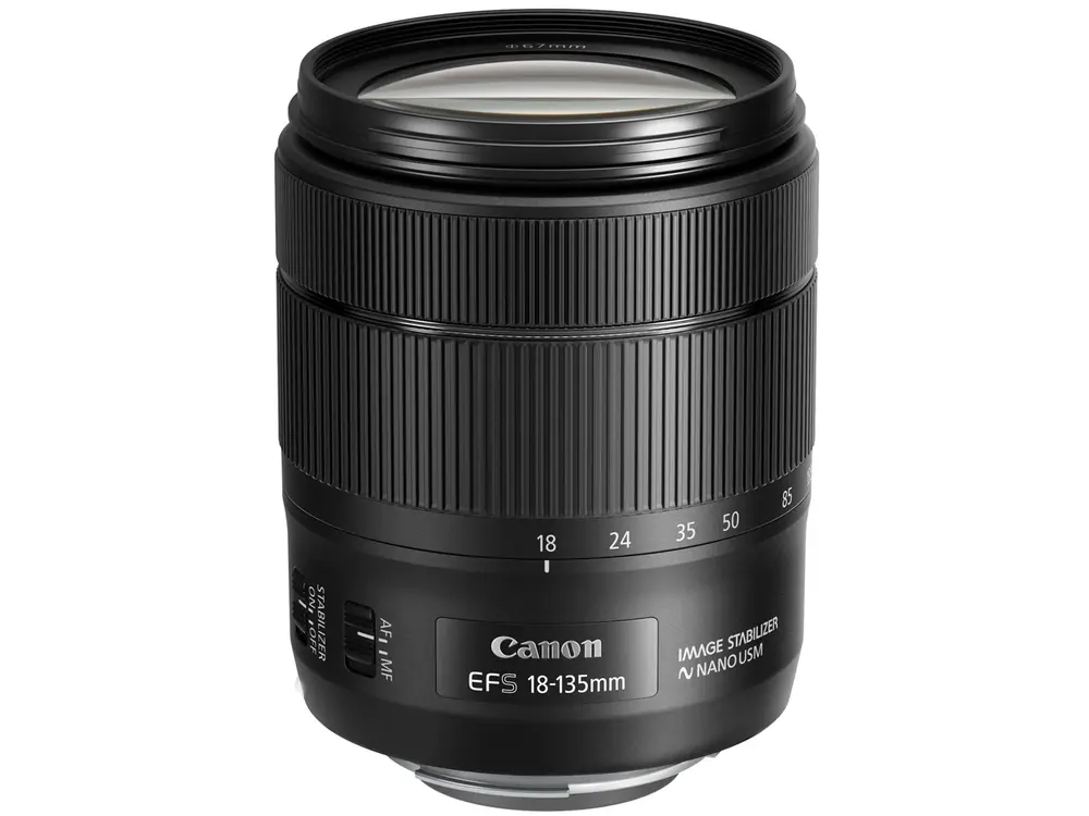 Canon EOS 80D EF-S18-135 IS USM レンズキットの新品/中古の在庫一覧