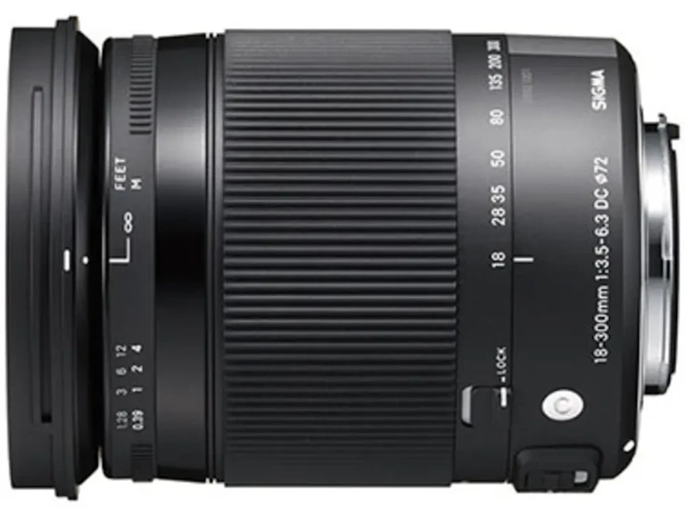 18-300mm F3.5-6.3 DC MACRO OS HSM