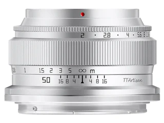 銘匠光学 TTArtisan 50mm f/2 キヤノンM用 "シルバー"
