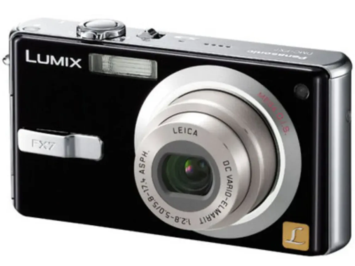 LUMIX FX7(DMC-FX7)の新品/中古の在庫一覧 4枚目