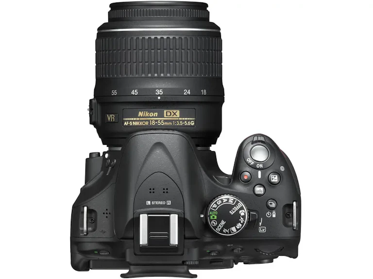 D5200 ダブルズームキット "ブラック"の新品/中古の在庫一覧 9枚目