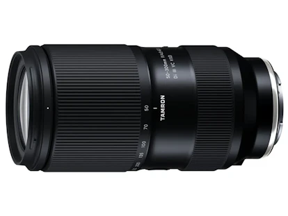 50-300mm F/4.5-6.3 Di III VC VXD
