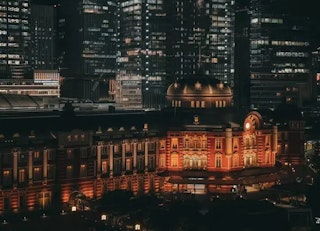 夜景撮影を被写体別に攻略：都会・車・飛行機・工場