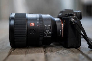 FE 135mm F1.8 GM(SEL135F18GM)のデザインと操作性のレビュー