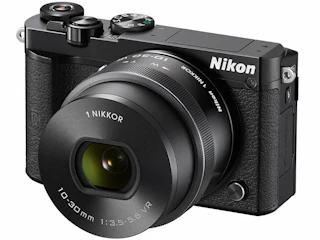 ニコン Nikon 1 J5 標準パワーズームレンズキット "ブラック"