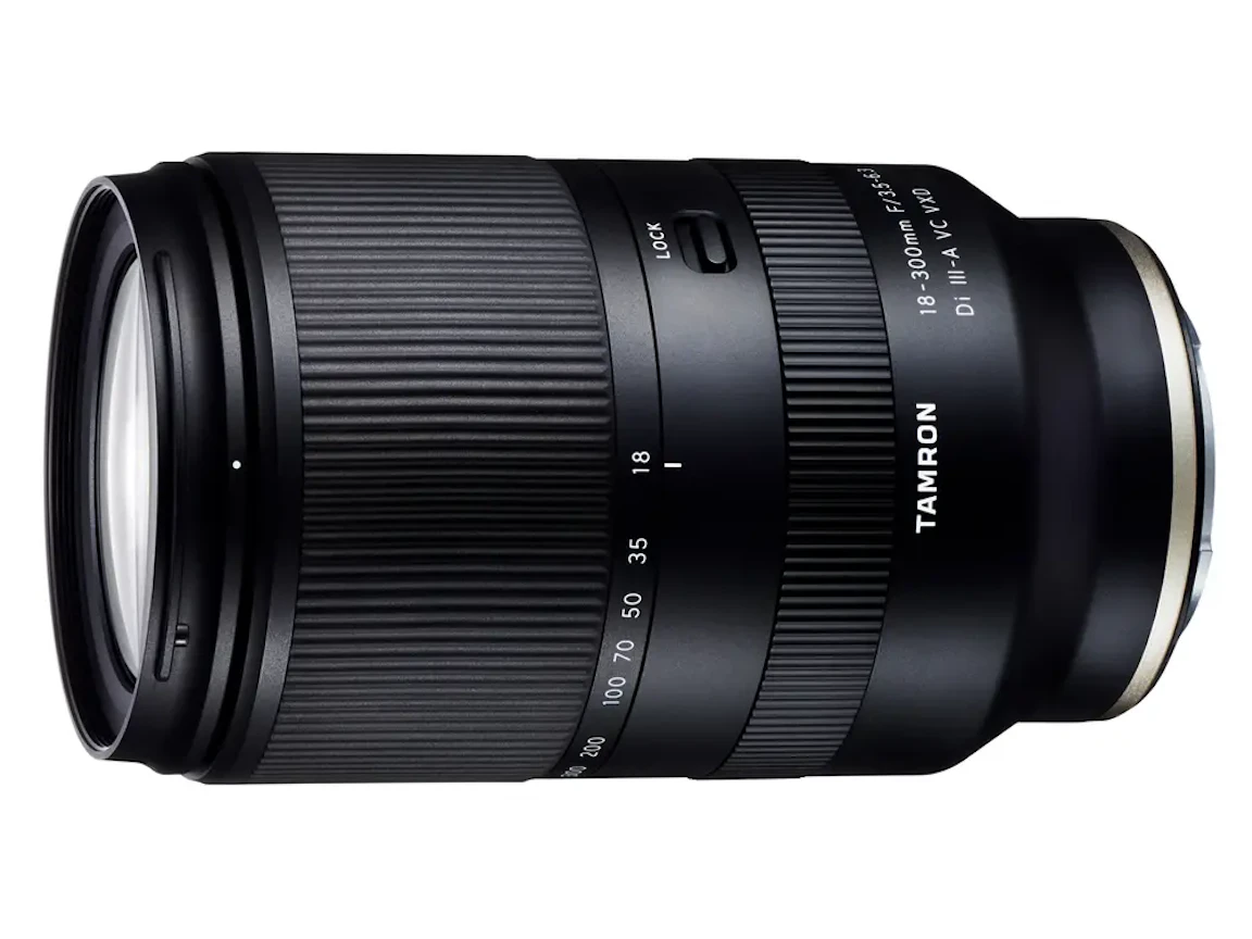 18-300mm F/3.5-6.3 Di III-A VC VXD ソニーE用