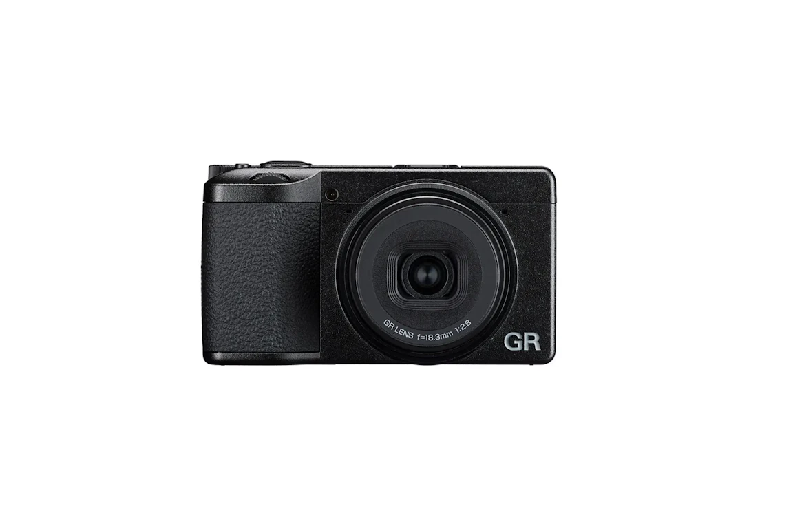 RICOH GR IV(GR4)が充電できない時の確認手順 症状別に原因を解説