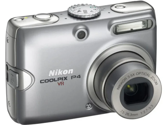 COOLPIX P4