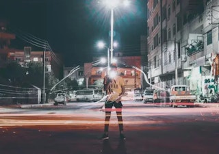 シーン別：先幕シンクロ・後幕シンクロの使い分け