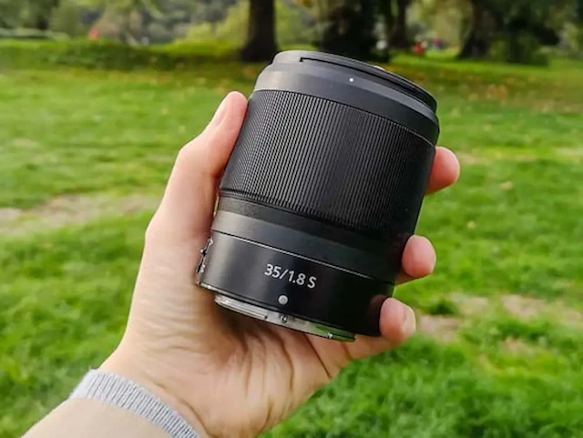 Nikon NIKKOR Z 35mm f/1.8 Sレビュー|マクロ的に使える?近接性能を解説