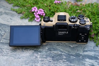 OM SYSTEM OM-5 Mark IIのデザインと操作性のレビュー