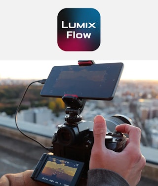 S5IIが有利：グリップとボタンで撮影姿勢が安定する