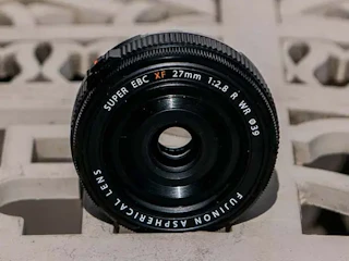 フジノンレンズ XF27mmF2.8 R WRレビュー比較まとめ スナップ常用レンズとしての実力と競合比較