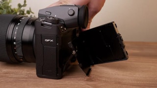 Fujifilm GFX100 IIのデザインと操作性のレビュー