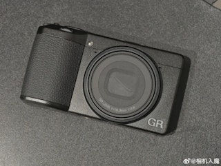 【8/7追記】8月7日に中国SNSで流出したGR IV実機画像&最新スペック情報まとめ