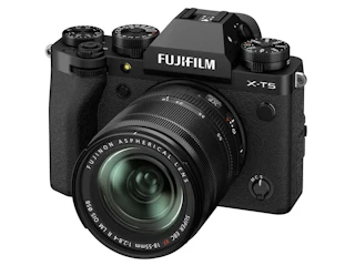 富士フイルム X-T5 XF18-55mmレンズキット "ブラック"