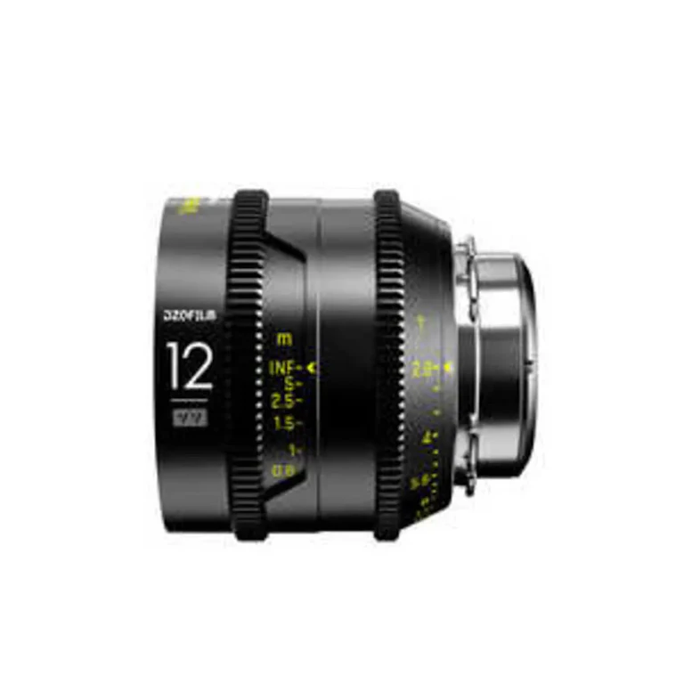 Vespid FF 12mm T2.8 EFマウント付属