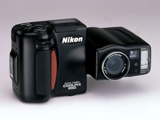 ニコン COOLPIX 950